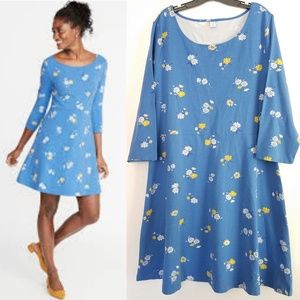 Old Navy Fit & Flare Scoop Neck Floral Dress NWT